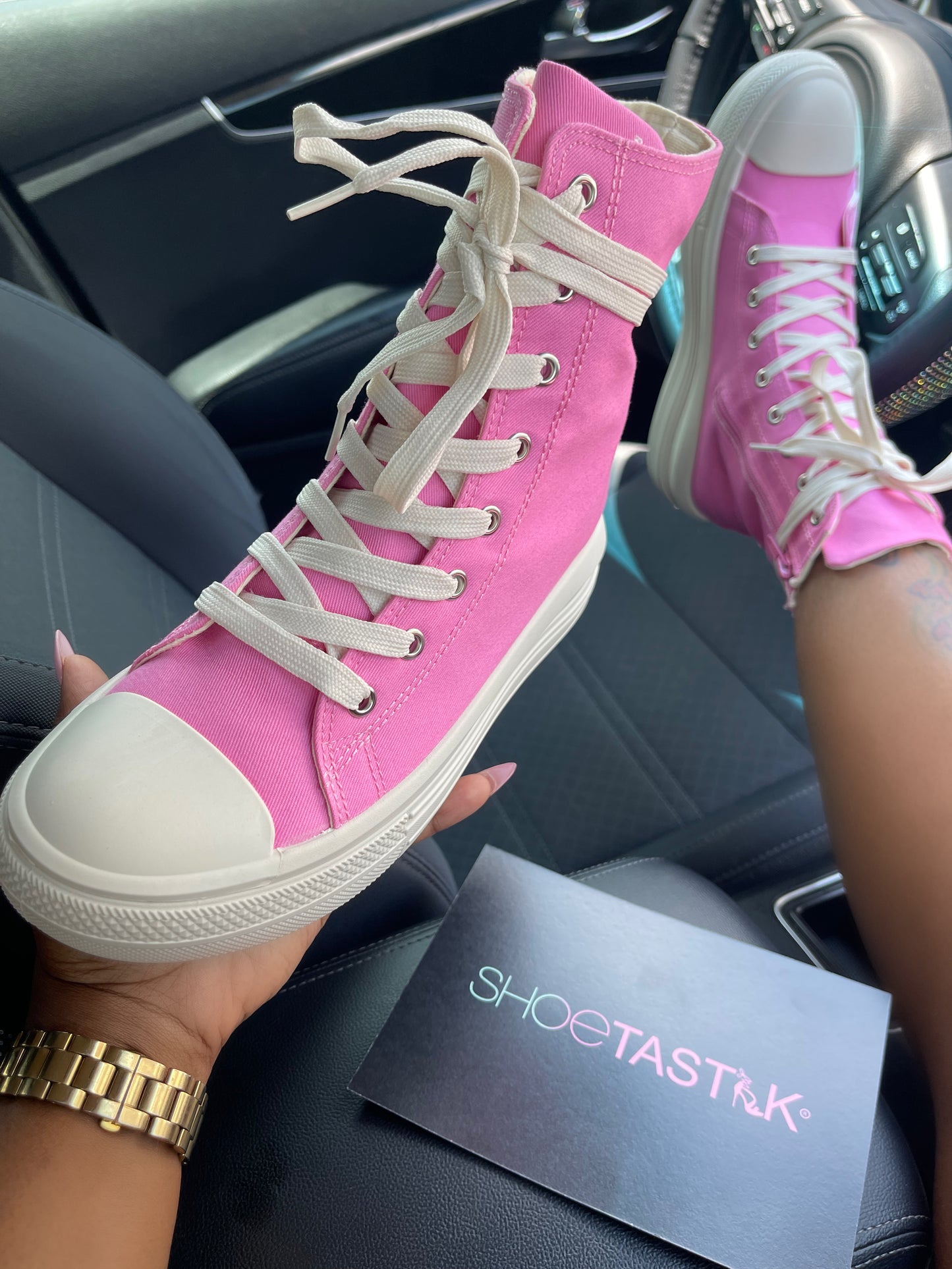 Swoosh Pink